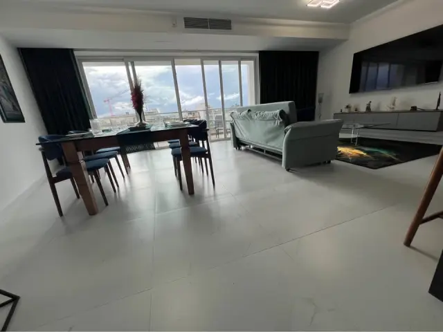 3-Bedroom Apartment