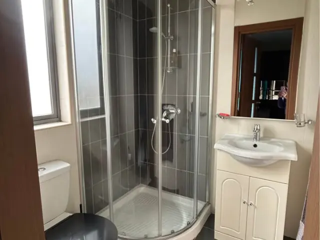 3-Bedroom Apartment