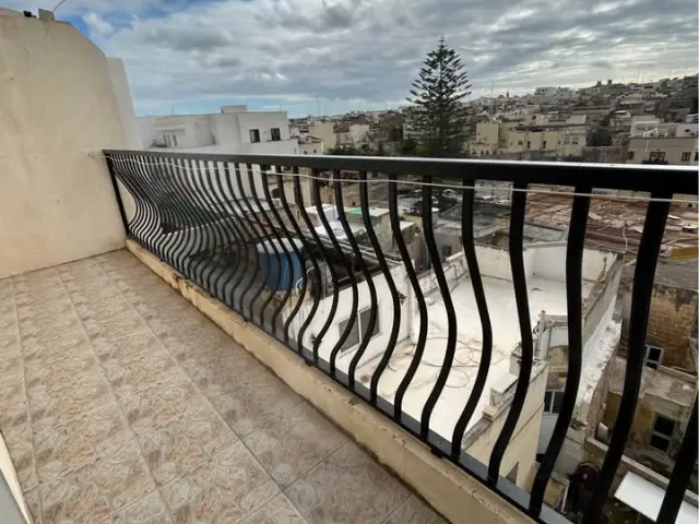 3-Bedroom Apartment