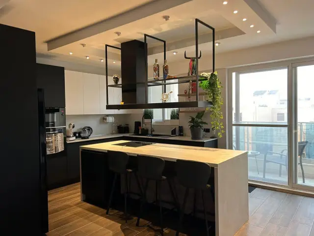 3-Bedroom Apartment