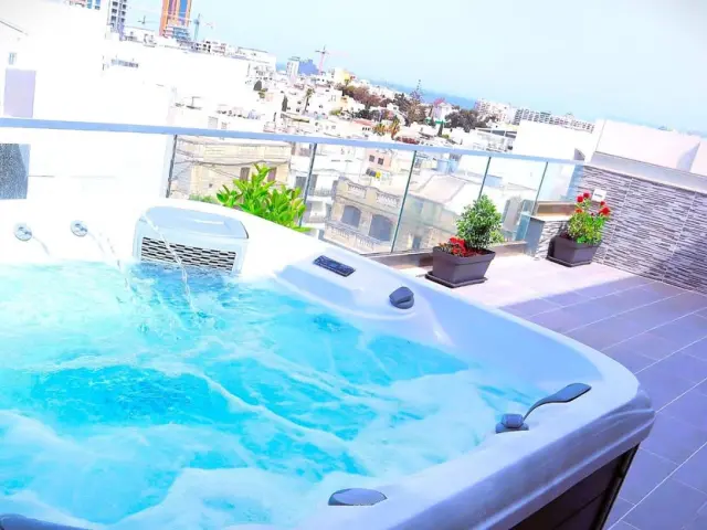 Block of 5 Apartments