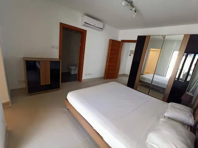 Block of 5 Apartments