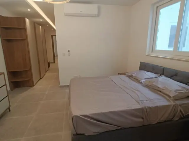 3-Bedroom Apartment