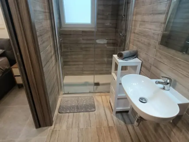 3-Bedroom Apartment
