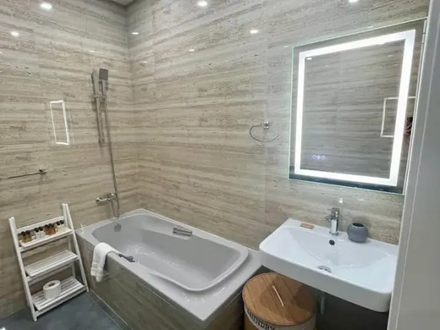3-Bedroom Apartment