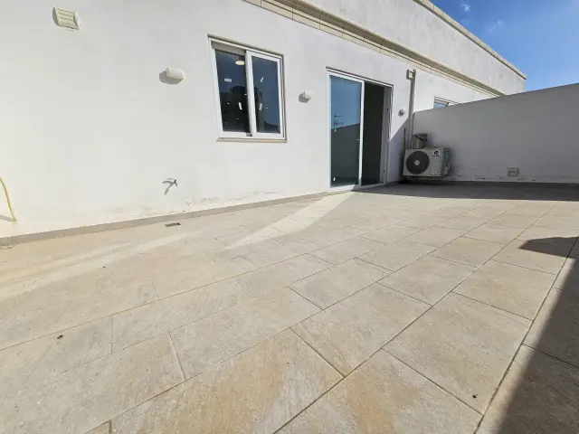 3-Bedroom Apartment