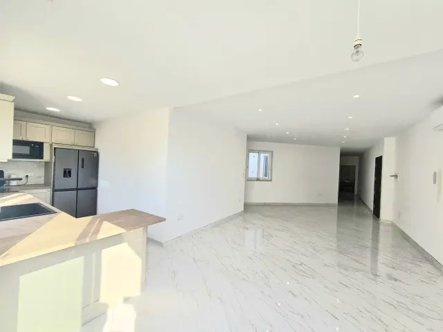 3-Bedroom Apartment