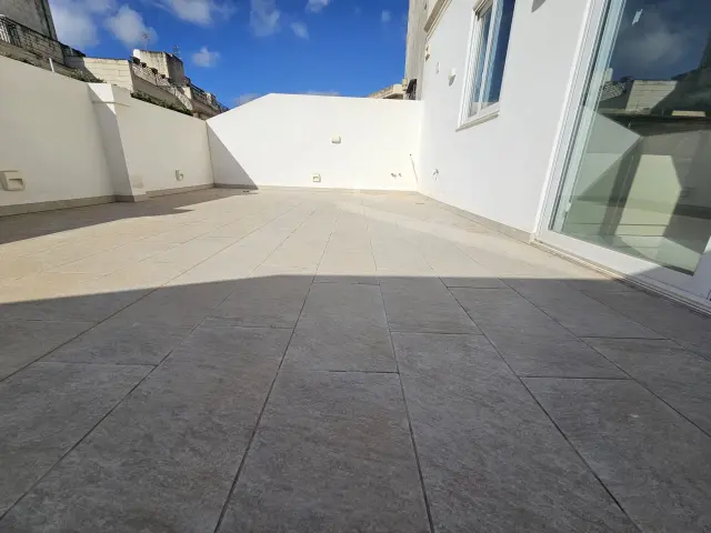 3-Bedroom Apartment