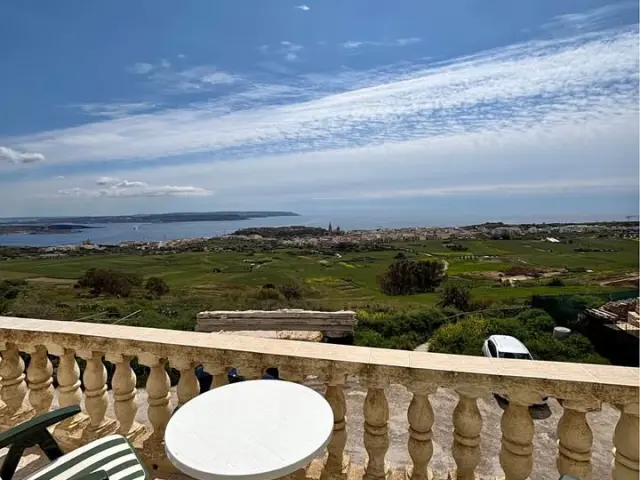 3-Bedroom Maisonette