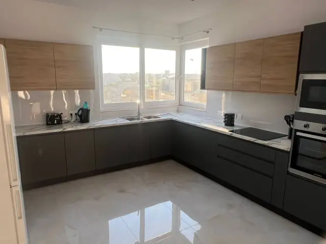 3-Bedroom Apartment