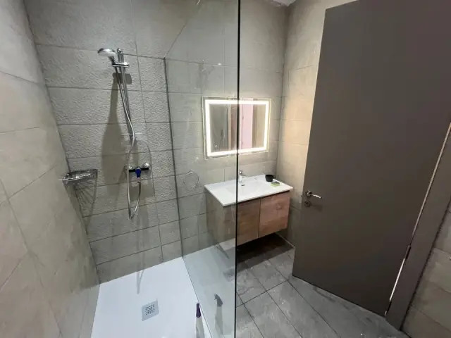 3-Bedroom Apartment