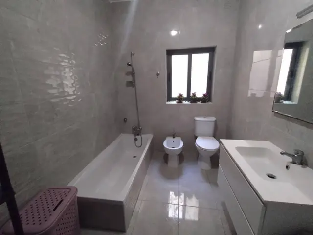 3-Bedroom Apartment