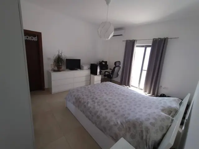 3-Bedroom Apartment