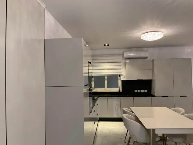 3-Bedroom Apartment