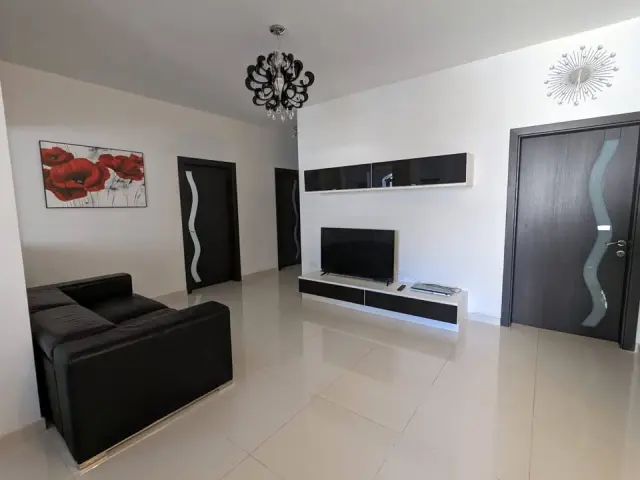 3-Bedroom Maisonette
