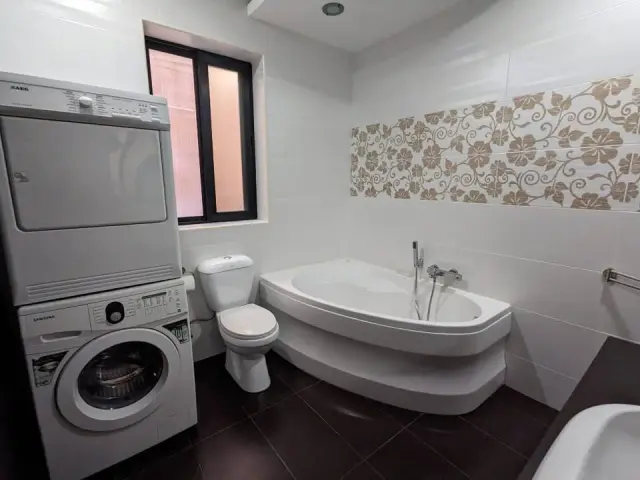 3-Bedroom Maisonette