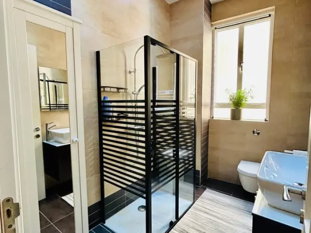 3-Bedroom Apartment