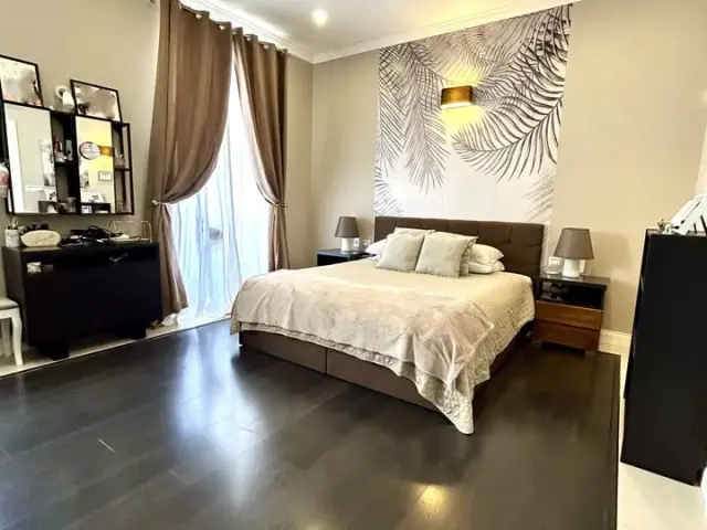 3-Bedroom Apartment