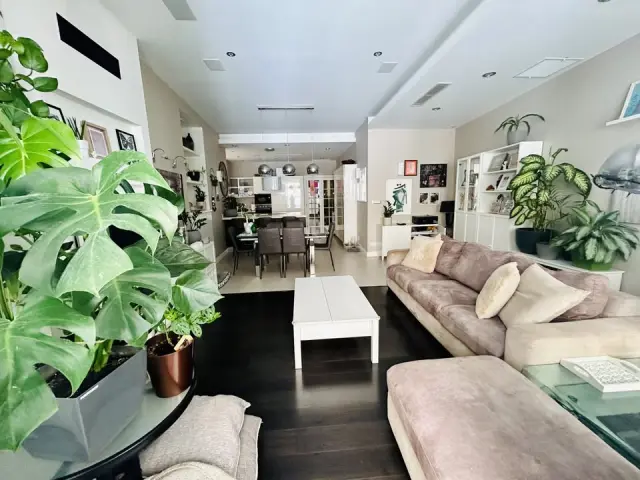 3-Bedroom Apartment
