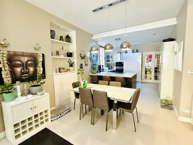 3-Bedroom Apartment
