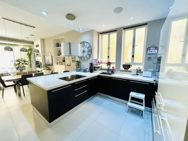 3-Bedroom Apartment