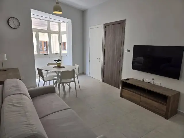 1-Bedroom Apartment