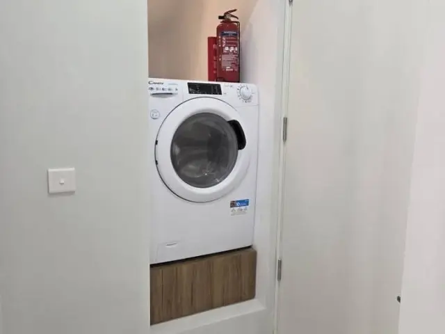 1-Bedroom Apartment