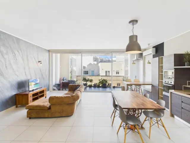 3-Bedroom Apartment