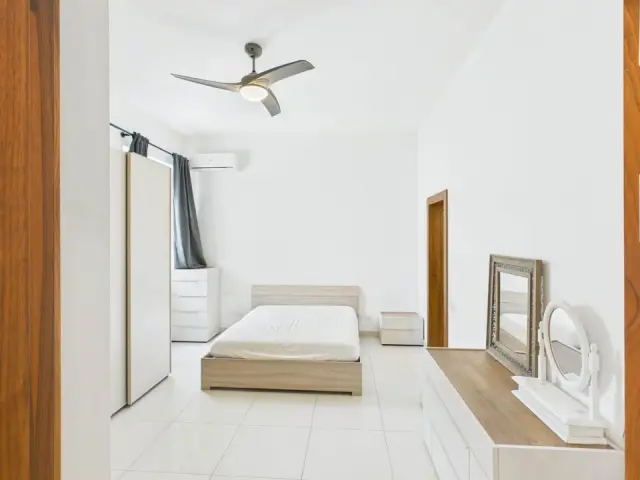 3-Bedroom Apartment