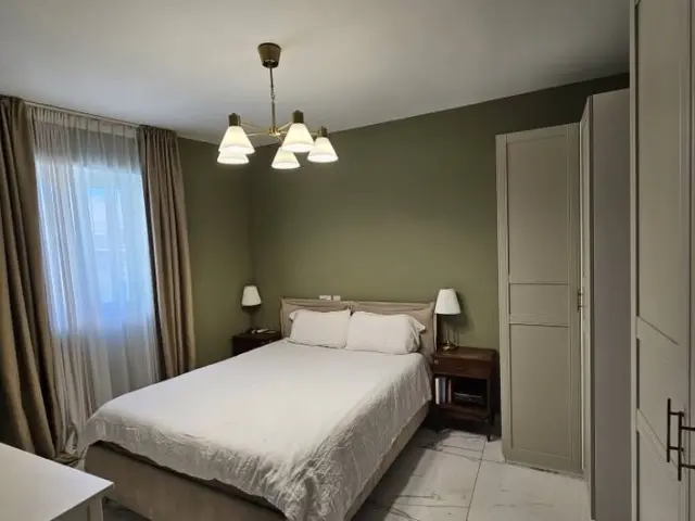 3-Bedroom Apartment