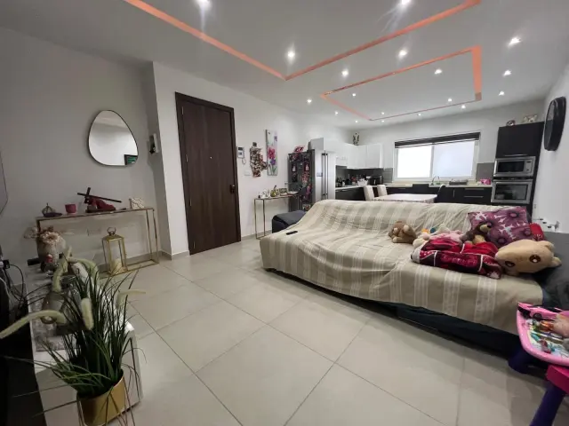 3-Bedroom Apartment