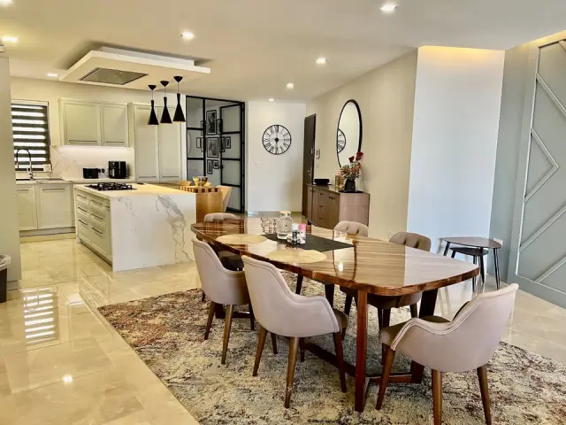 3-Bedroom Apartment