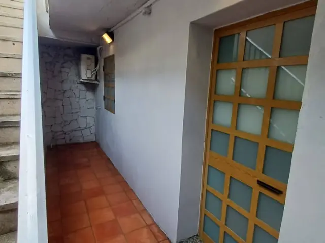 1-Bedroom Maisonette