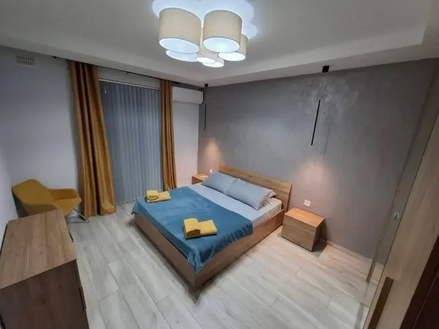 3-Bedroom Apartment