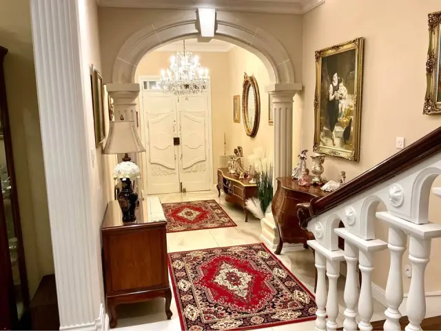 4-Bedroom Townhouse