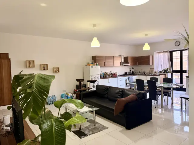 3-Bedroom Apartment
