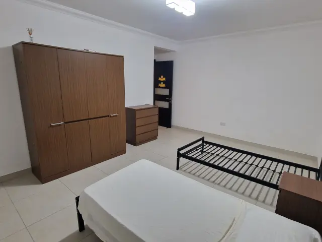 3-Bedroom Apartment