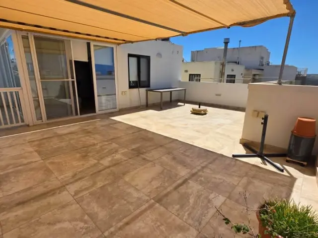 3-Bedroom Maisonette