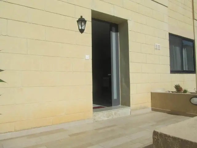 2-Bedroom Maisonette