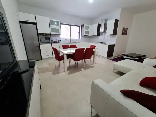 3-Bedroom Apartment