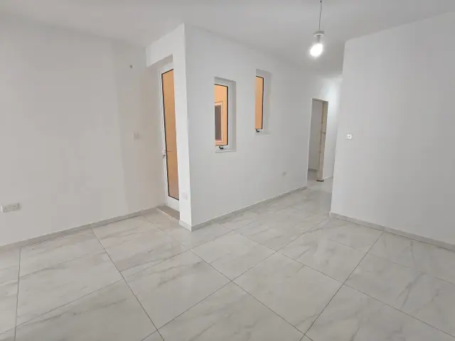 3-Bedroom Maisonette