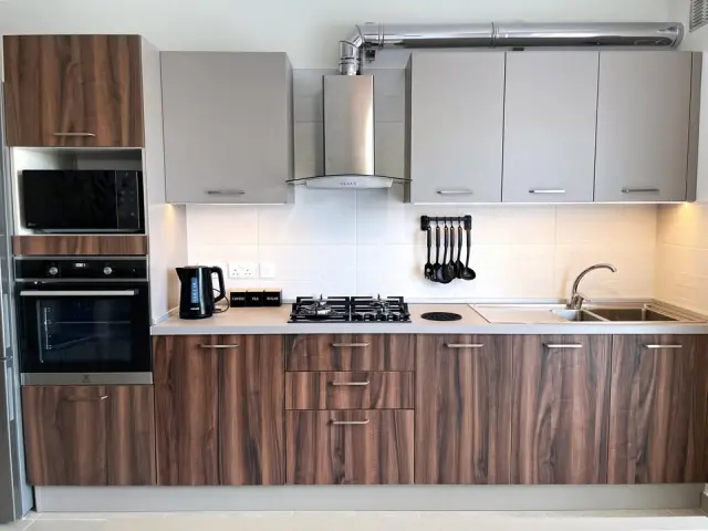 2-Bedroom Apartment