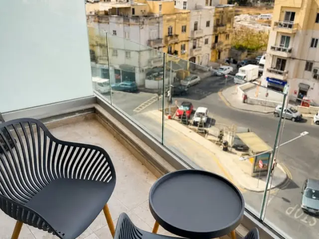 1-Bedroom Apartment