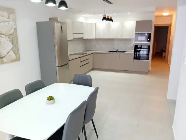 3-Bedroom Apartment