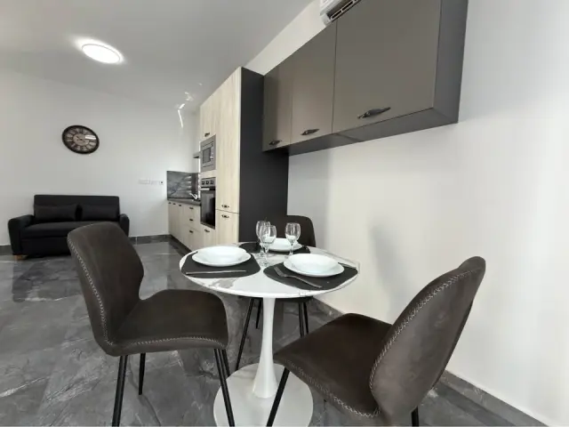 1-Bedroom Penthouse