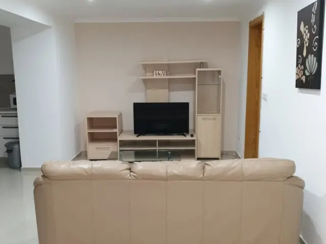 1-Bedroom Maisonette