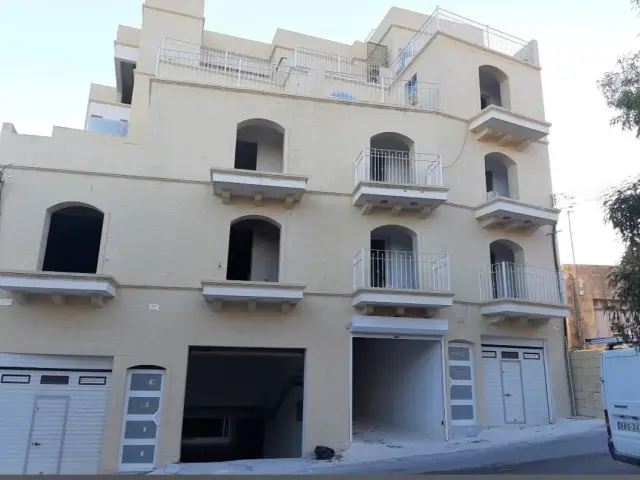 3-Bedroom Apartment