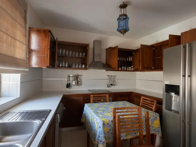 3-Bedroom Maisonette